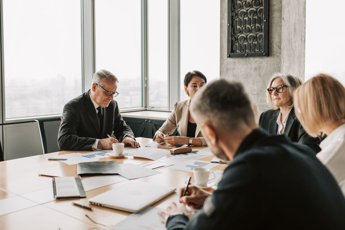 Corporate Slang: Wie der Regeltermin zum Jour Fixe wurde
